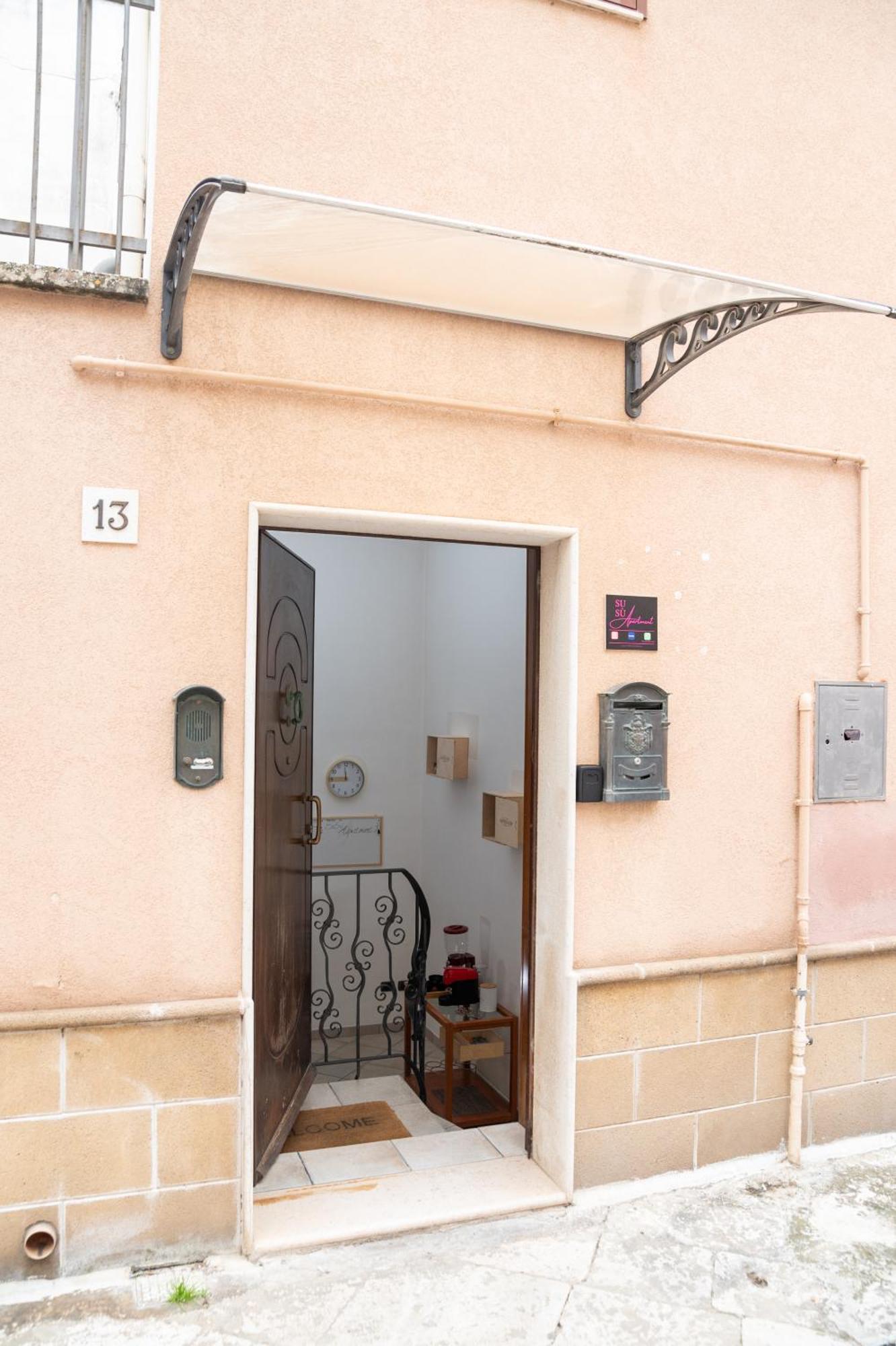 Susu Apartment Brindisi Buitenkant foto